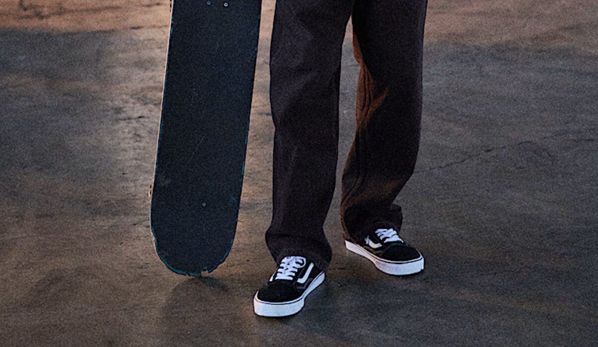 vans スリッポン abc マート 違い