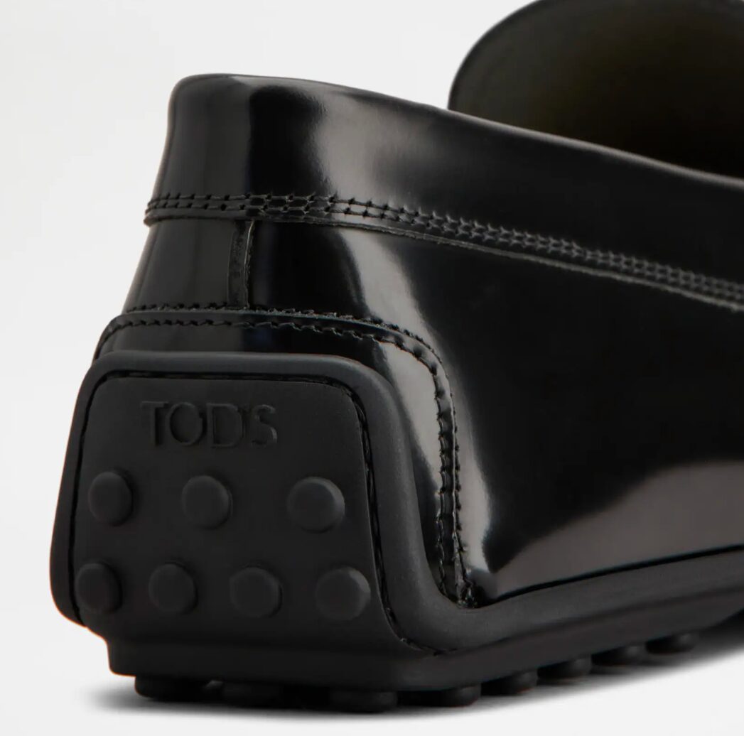 トッズ ローファー 履く 前 に