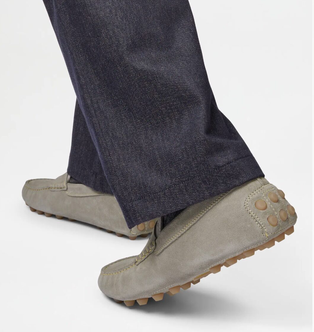 トッズ ローファー 履き 心地