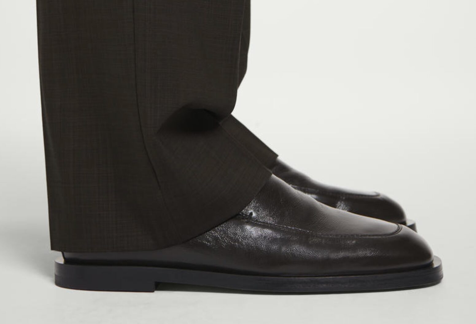 the row ローファー 似 てる