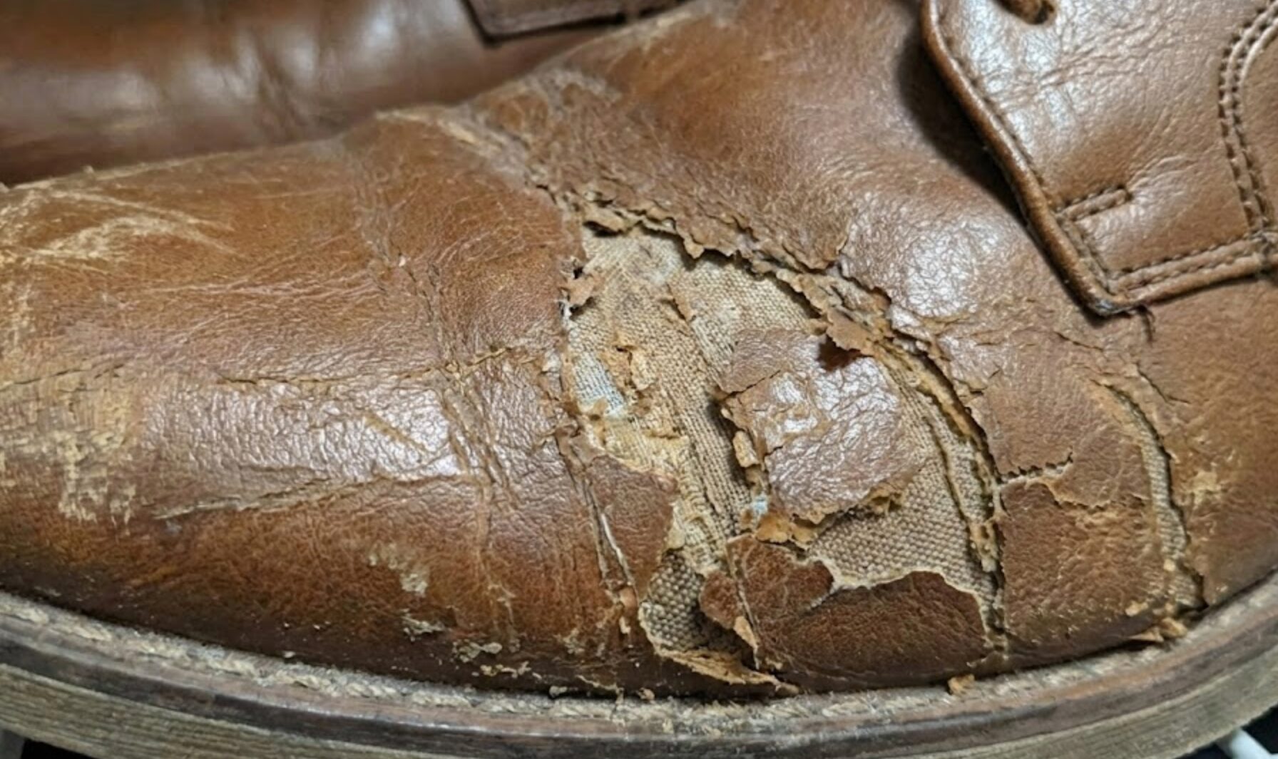 革靴 何 年 持つ