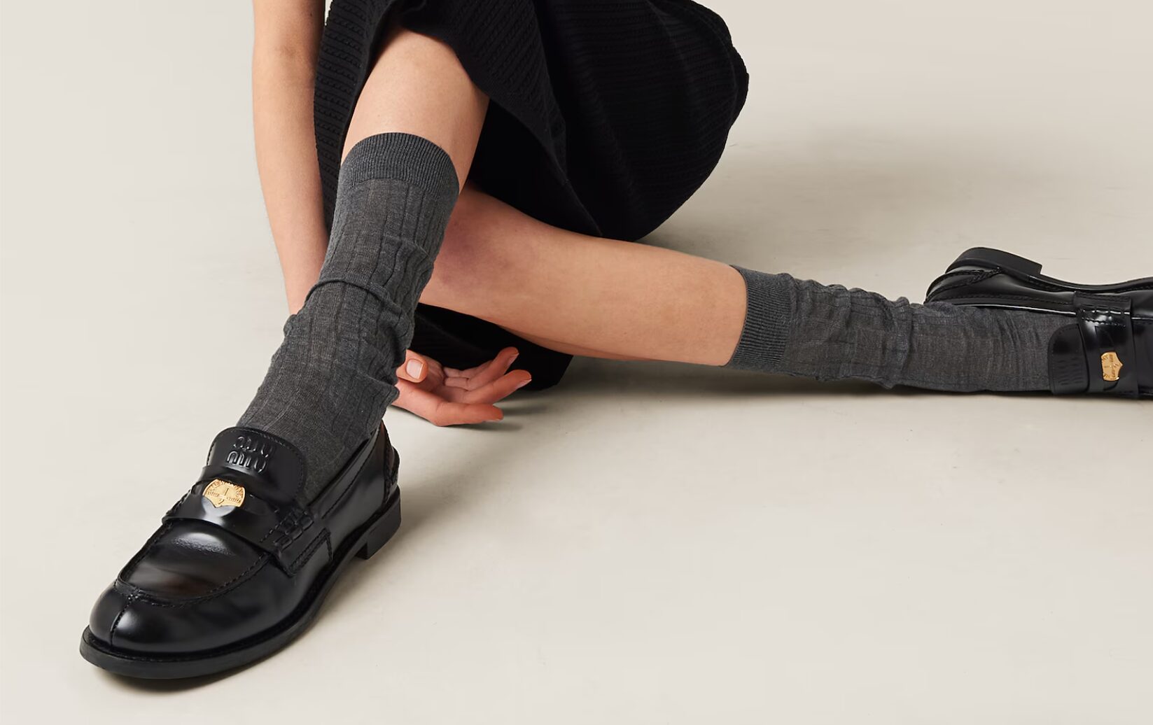 miumiu レザー ペニー ローファー